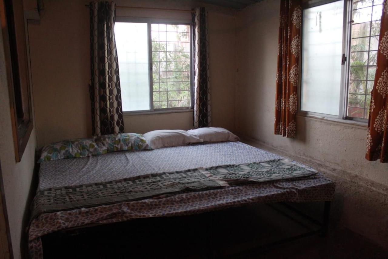 Nisarg Shrushti Farmhouse Hotell Pune Eksteriør bilde